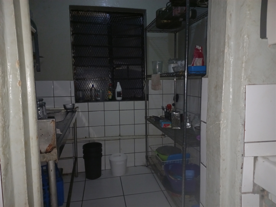 Commercial Property for Sale in Uitenhage Central Eastern Cape